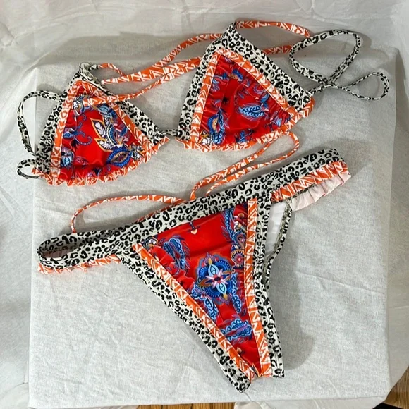 Bikini new item never use - Picture 1 of 5